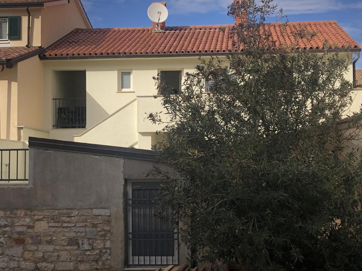 Apartments Urban Πόρετς Εξωτερικό φωτογραφία