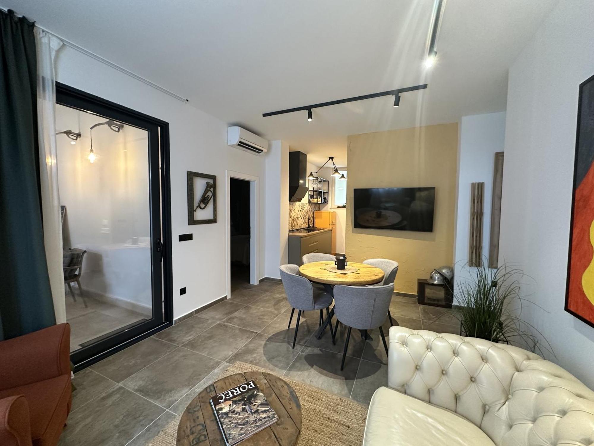 Apartments Urban Πόρετς Εξωτερικό φωτογραφία