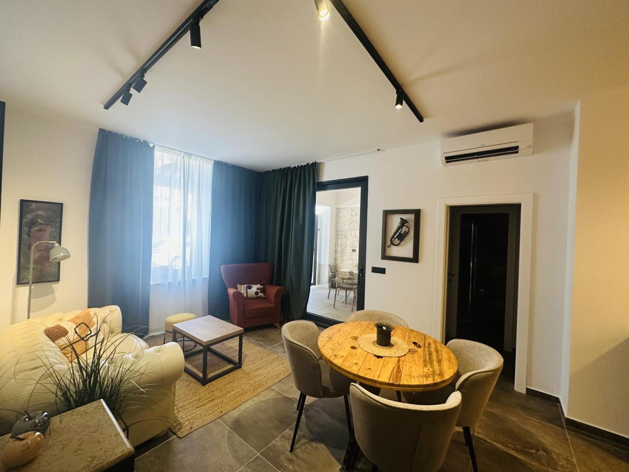 Apartments Urban Πόρετς Εξωτερικό φωτογραφία